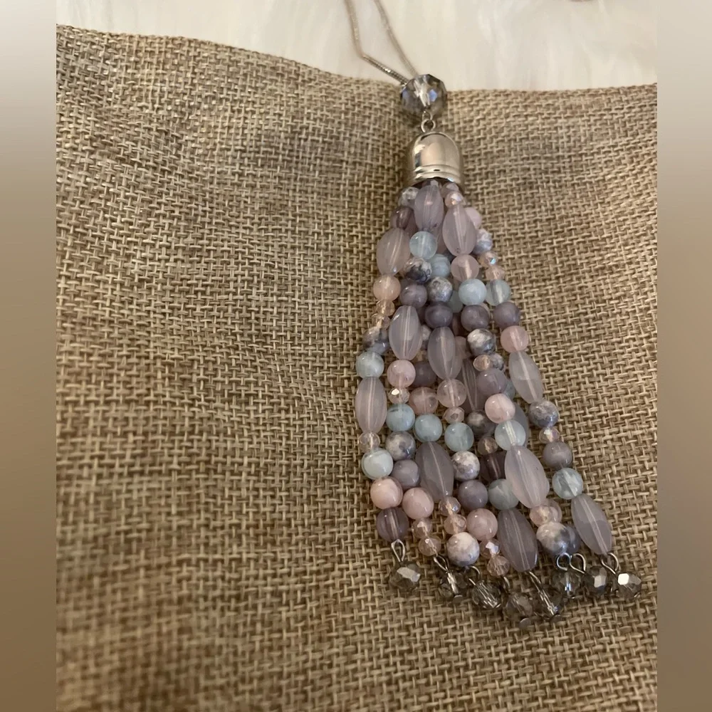 BEADED LONG NECKLACE